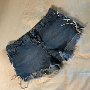 Jean shorts with side ties